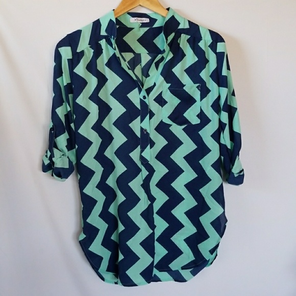 Xtaren Tops - Chevron sheer top